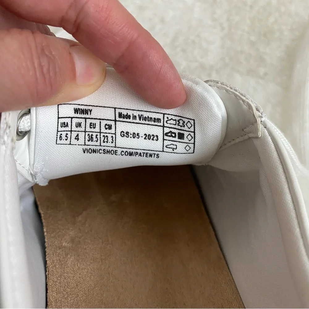 VIONIC Winny White Leather Croc-Embossed Comfort Sneakers | 6.5 - Picture 7 of 9
